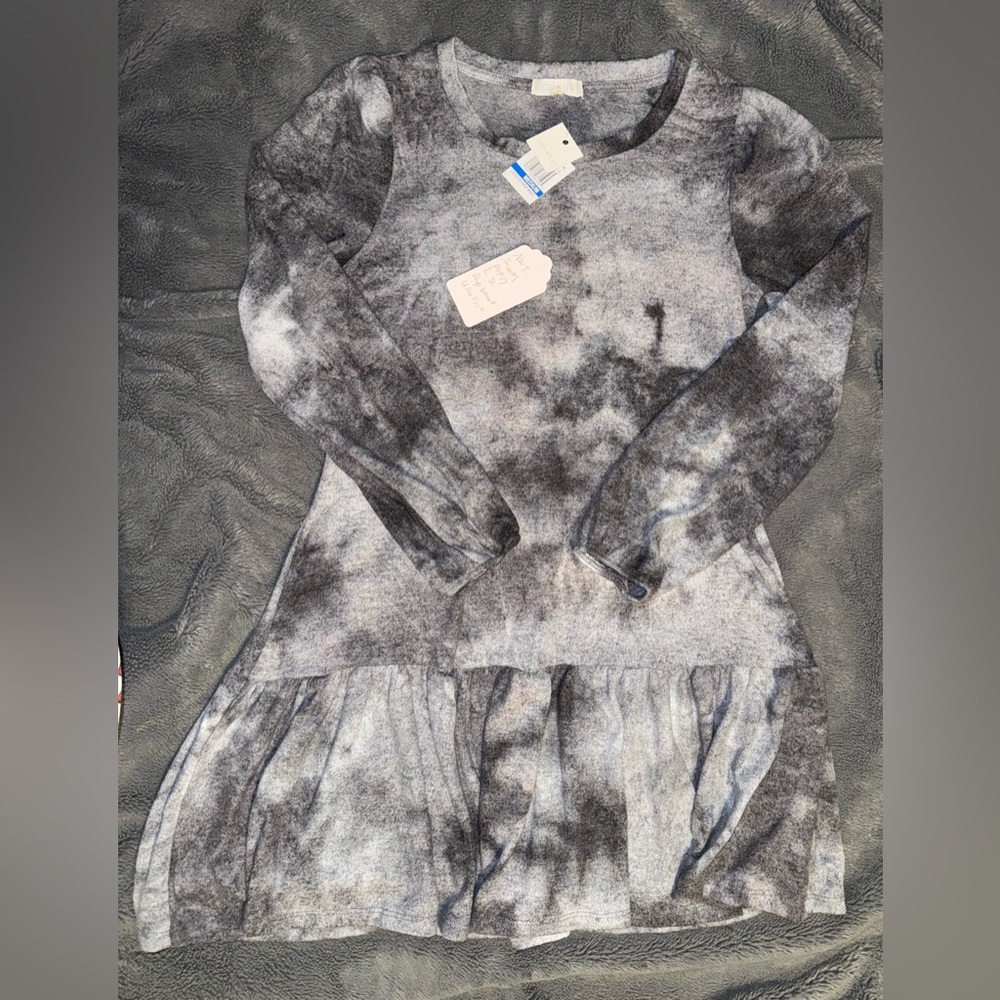 Ultra Flirt Gray and Black Tie-Dye Long Sleeve Dress, Size M